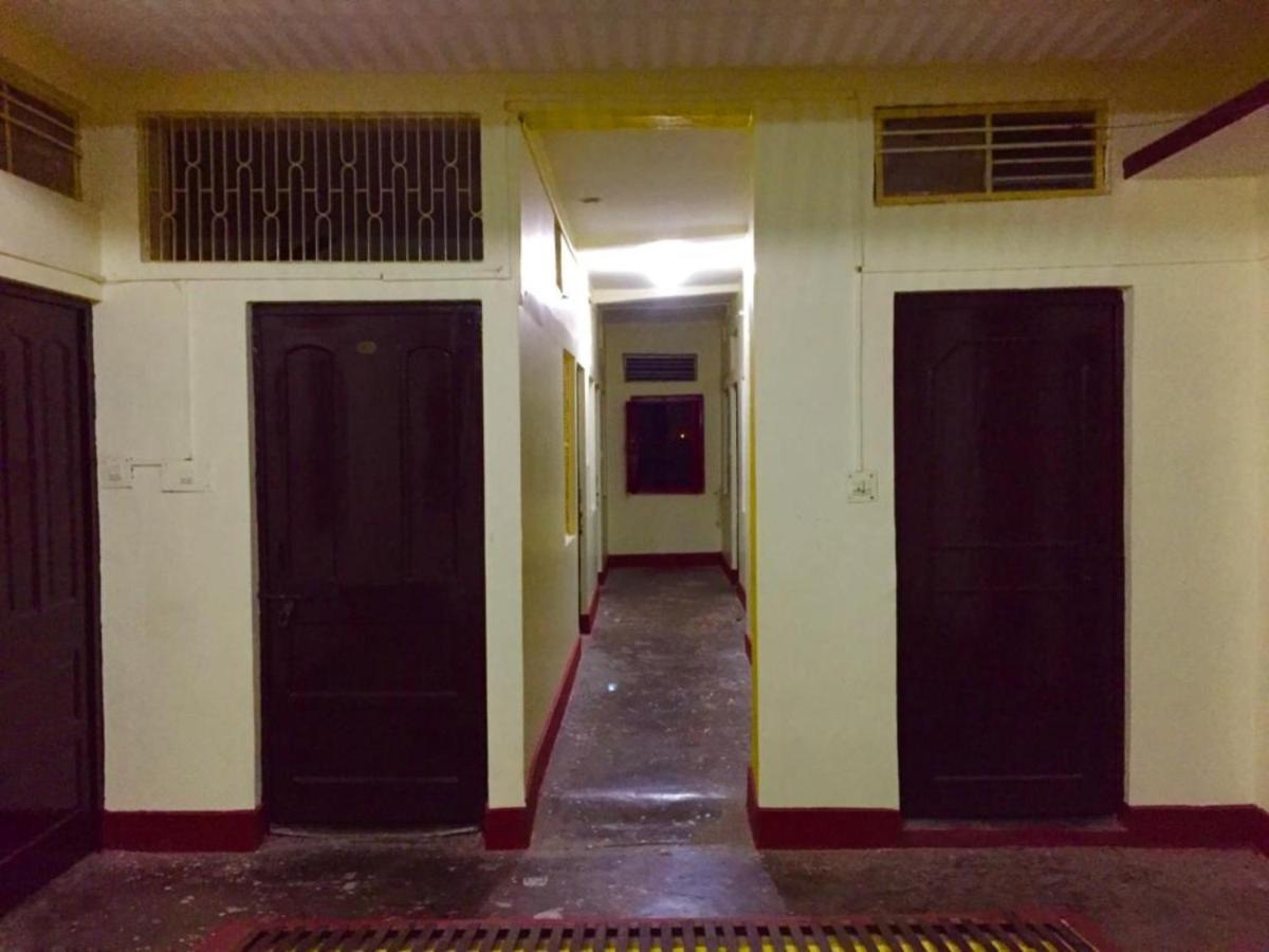 Grg Shanti Guest House فاراناسي المظهر الخارجي الصورة