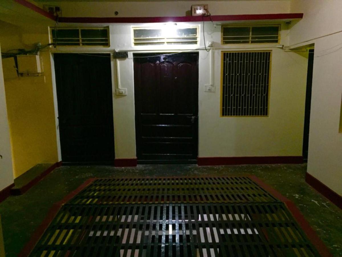 Grg Shanti Guest House فاراناسي المظهر الخارجي الصورة