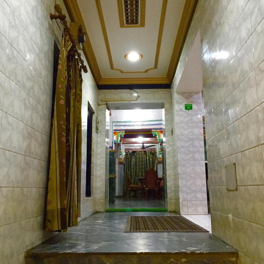 Grg Shanti Guest House فاراناسي المظهر الخارجي الصورة